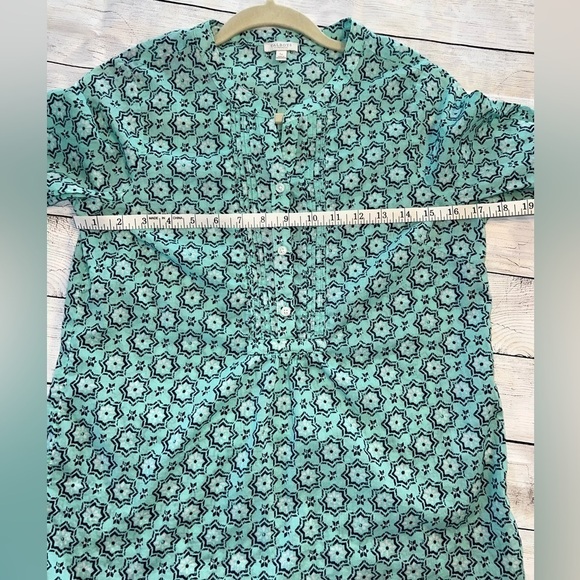 TALBOTS 3/4 Sleeve V Neck Blouse Size SP - Picture 8 of 8